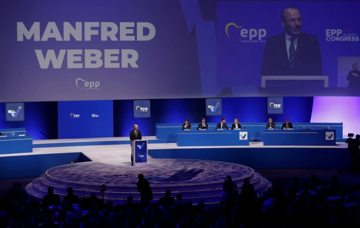 Kryetari i EPP,  Manfred Veber nga Bukureshti: Evropa e ka patjetër ta mbrohet me forca të saj dhe të mos mbështetet tek SHBA-ja