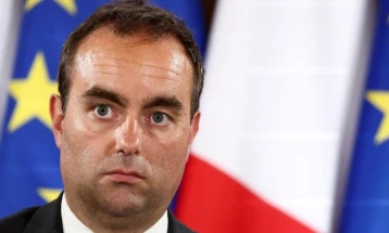 Лекорну: Франција нема да исраќа војници во Украина