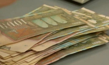 Петмина осомничени за фалсификување пари во Куманово