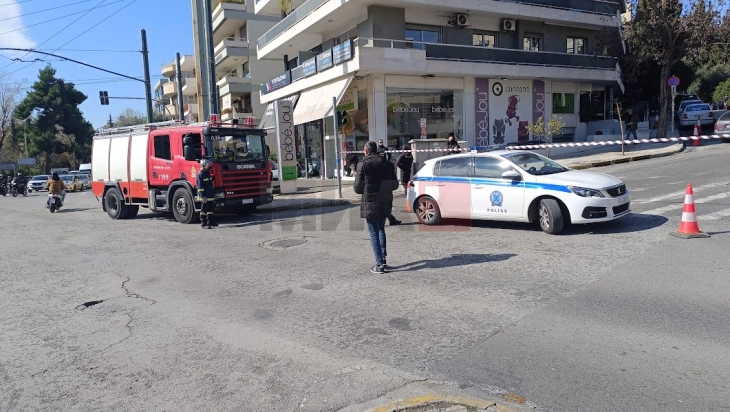 Лажни повици за бомби во суд и телевизија во Атина