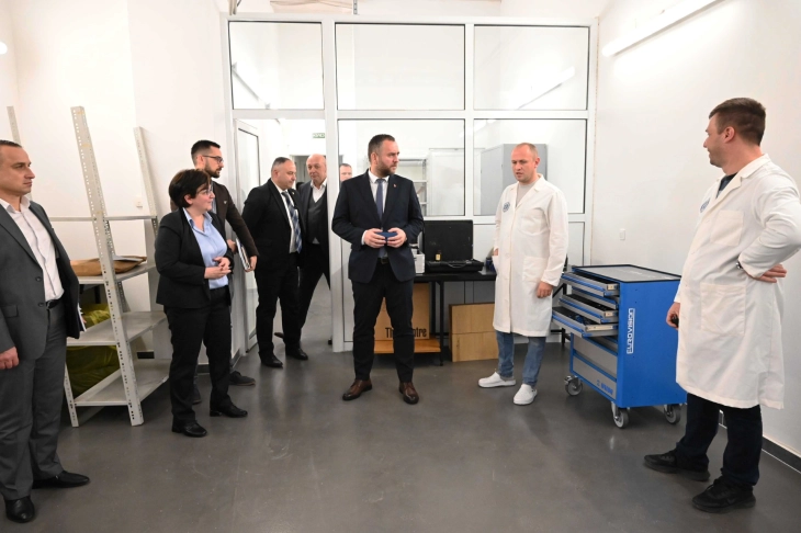 Toshkovski visits MoI Forensic Department