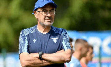 Sarri dha dorëheqje nga posti trajner i Lacios