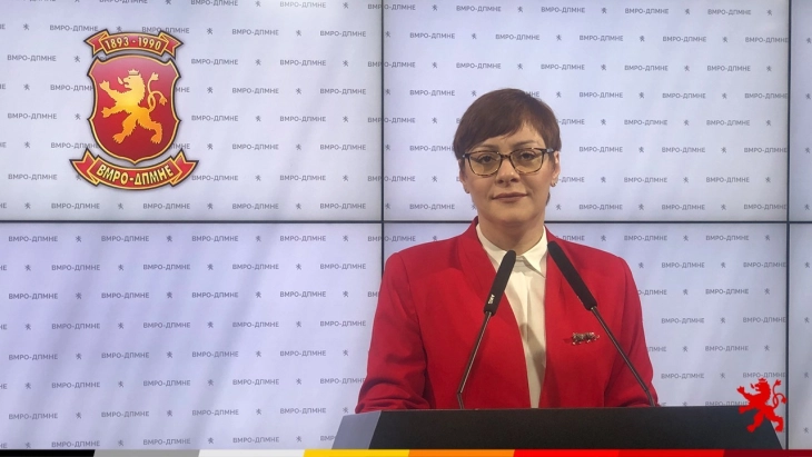 Димитриеска Кочоска: Владата на СДСМ и ДУИ нѐ турна во фискална провалија