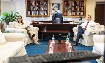 Османи на средба со заменик главниот преговарач и државен секретар во СЕП, Дрита Абдиу Халили