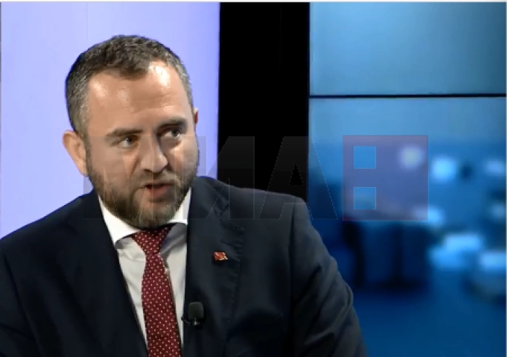 Тошковски: Решението на проблемот со личните документи е измена на два закона