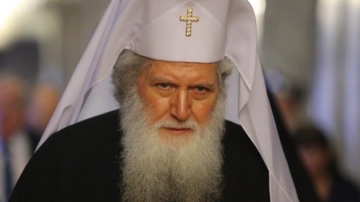 Погребот на патријархот Неофит на 16 март