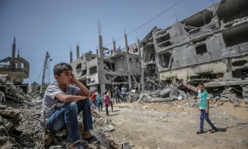 Gaza: Të paktën gjashtë persona kanë humbur jetën në një sulm të IDF ndaj palestinezëve, të cilët kanë qenë duke pritur për ndihmë