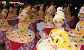 Млади карневалисти од Струмица заокружуваат полуматура на Карневалот
