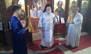 Епископ Марко богослужеше во делчевското село Габрово за празникот Прочка