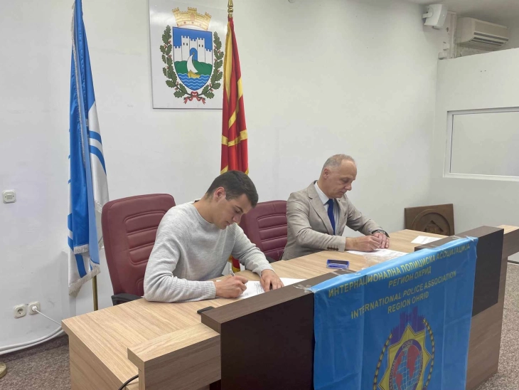 Меморандум за соработка меѓу Интернационалната полициска асоцијација - Регион Охрид и Локалниот младински совет