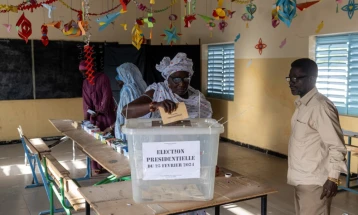 Во Сенегал денеска се гласа на одложените претседателски избори