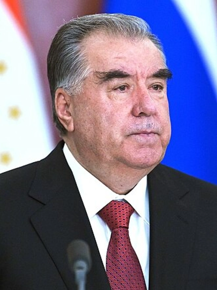 Таџикистанскиот претседател Рахман со порака до Путин: Терористите немаат националност, ни татковина, ни вера