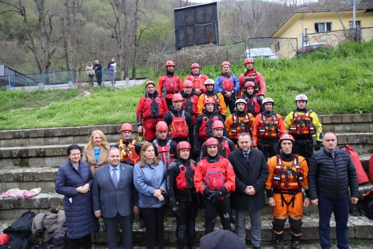 Грција и Северна Македонија заедно спасуваат човечки животи