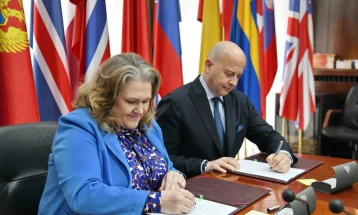 Министрите Петровска и Кросето ќе потпишат Технички договор за вклучување на Италијанските воздухопловни сили во НАТО за патролирање над македонското небо