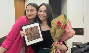 Памела Ивановска од Кочани е победник кај средношколците на 12. Ораторски вечери на Универзитетот „Гоце Делчев“ - Штип