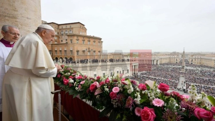 Bekimi i Pashkëve të Papa Françeskut