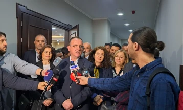 Aleanca për Shqiptarët- krahu i Arben Taravarit caktoi kandidatët për deputetë në listat e përbashkëta të koalicionit “VLEN”