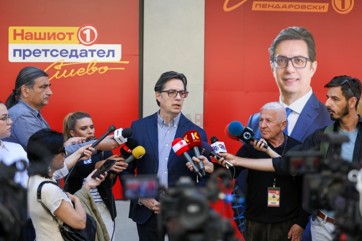 Pendarovski says he expect to win second round of presidential elections