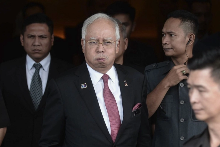 Поранешниот малезиски премиер Наџиб Разак побара од судот остатокот од казната да го отслужи во домашен притвор