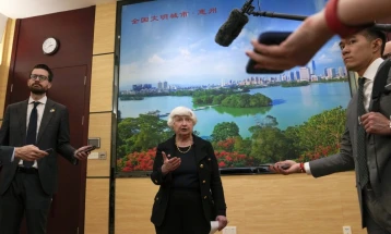 Американската министерка за финансии ги предупреди кинеските компании да не и помагаат на Русија