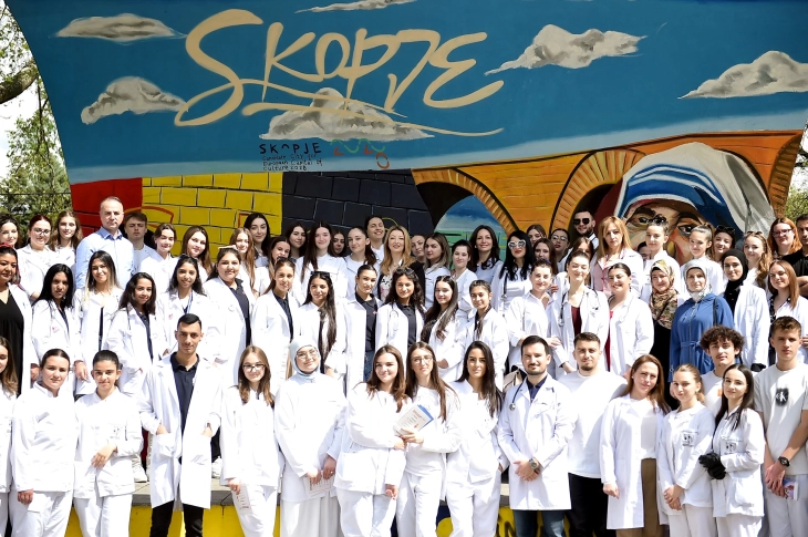 Ученици од медицински струки учествуваа на Фестивал на здравјето во Градскиот парк