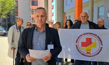 НМС бара повеќе кадар во Клиничка болница Тетово, недостигаат 400 вработени