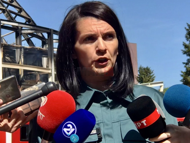 Kostadinovska Stojçevska: Nuk ka të lënduar në zjarrin në Sallën Universale, ka dëm material