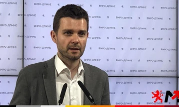 Муцунски: Фридом хаус ја квалификува Македонија како цикличен хибрид, криминалот и корупцијата се главен проблем