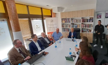 Таравари: Ќе најдеме начин да се институционализира здружението на Албанци кои се академици