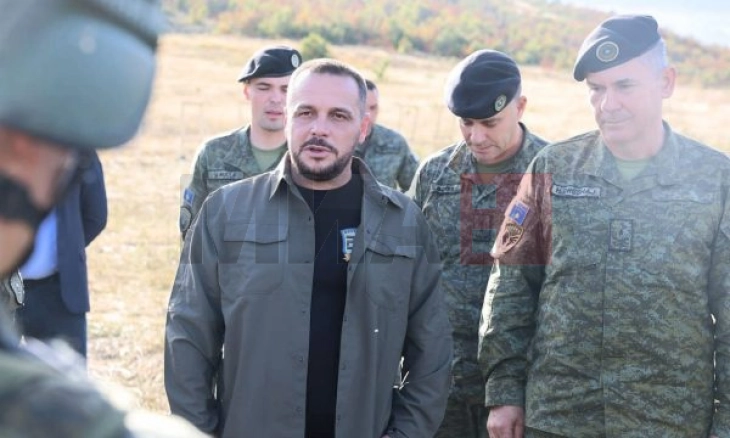 Maqedonci: NATO seriozisht duhet t’i trajtoj lëvizjet e ushtrisë serbe në kufirin me Kosovën