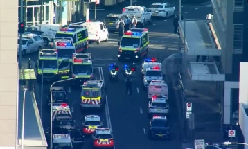 Të paktën katër viktima në një qendër tregtare në Sidnei
