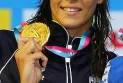 Пливачката Маноду прва француска спортистка со олимпискиот факел
