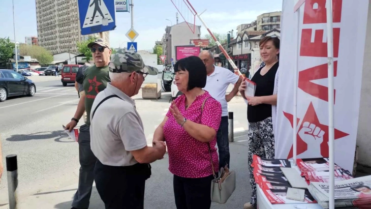 Vankovska presents election platform to Centar, Kisela Voda voters