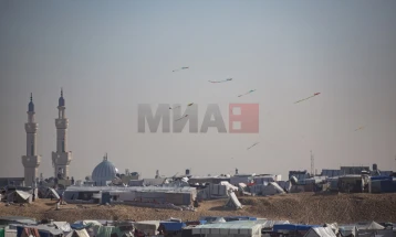 Izraeli synon të ngrejë 10,000 tenda pranë qytetit Rafah