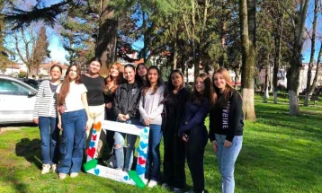 Младите во Струга со порака против врсничкото насилство