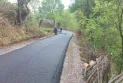 Во Македонска Каменица продолжува асфалтирањето локални патишта