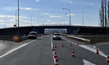 Dy viktima në një aksident në autostradën eksprese Shtp-Koçan