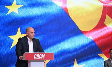 Ковачевски по повод 33 години СДСМ: Градиме подобра иднина за сите граѓани, нема откажување од европската иднина