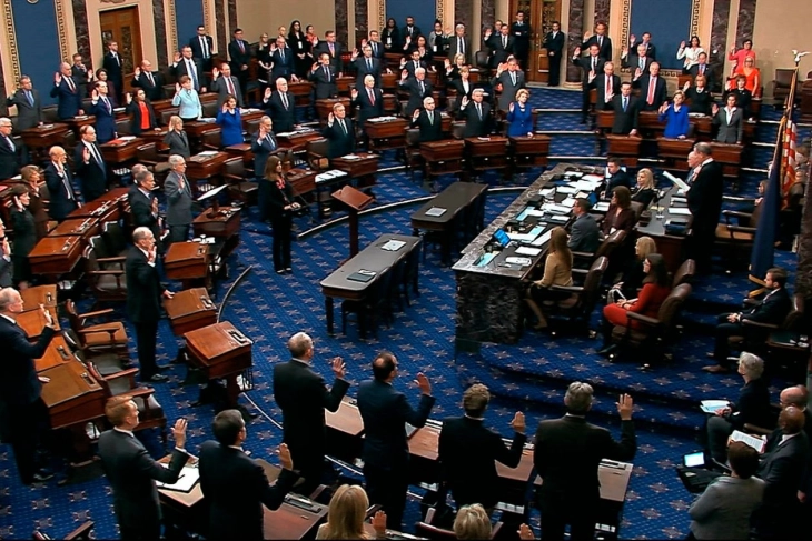 Американскиоот Сенат гласа за помошта за Украина