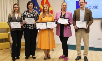 SEMM presents awards for best articles on facts and disinformation on the environment