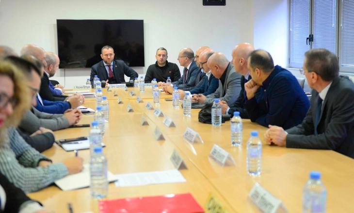 Security and intelligence officials hold meeting ahead of April 24 elections