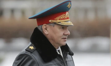 Shojgu: Rusia do t'i intensifikojë sulmet ndaj depove me armë perëndimore në Ukrainë