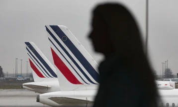 Në Francë nesër grevë e kontrollit të fluturimeve