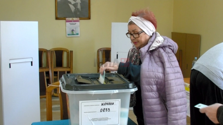 Jehona deri në orën 11 në qendrat e votimit në rajonin e Koçanit është rreth 13 për qind