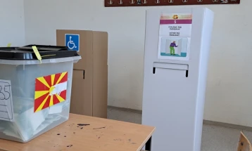 Nga 86.405 qytetarët deri në ora 15 në Komunën e Tetovës kanë votuar 27.102 njerëz ose 32,82 për qind