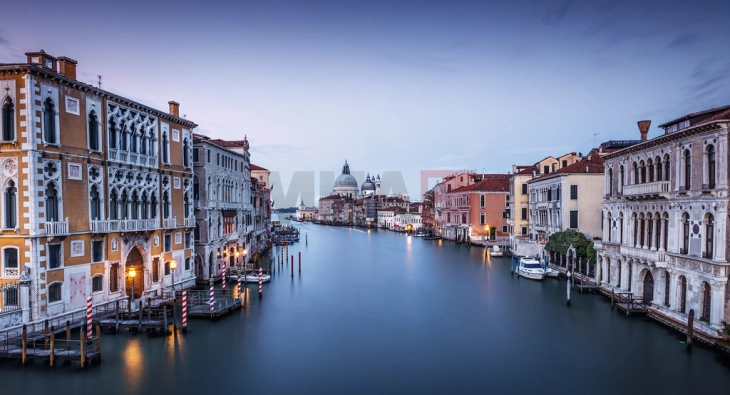 Венеција воведува такса за „влез“ од април