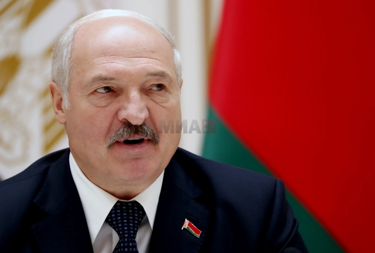 Lukashenko: Ukraina do të pushojë së ekzistua nëse nuk bie dakord për negociata