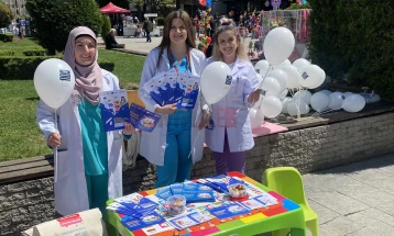 Екипите на Здравствен дом Куманово ја одбележаа Европската недела на имунизација