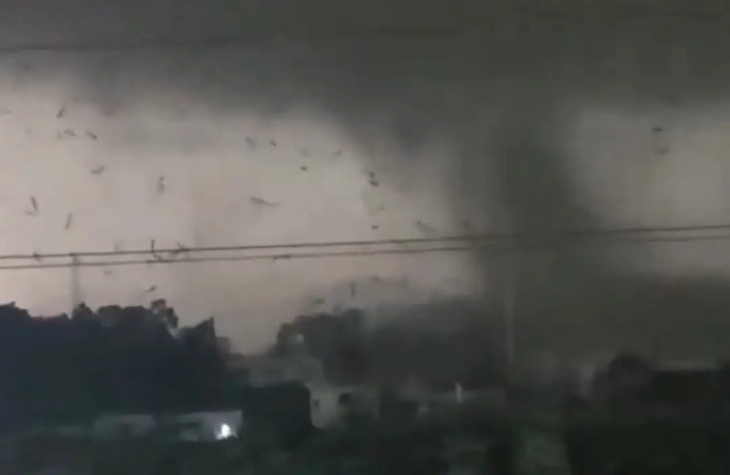 Të paktën pesë persona humbën jetën në tornado në jug të Kinës