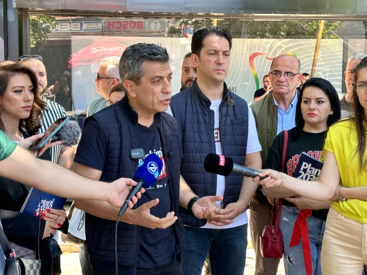 Izet Mexhiti: Koalicioni VLEN është përfaqësuesi i vetëm i shqiptarëve
